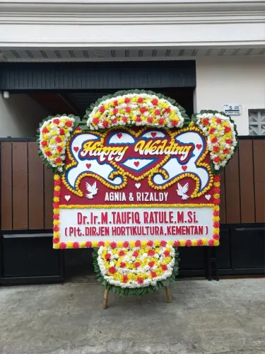 Papan Bunga Pernikahan blotongan